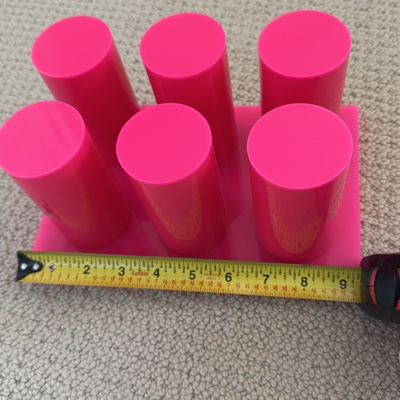 Amrita Singh Hot pink bangle holder - Picture 4 of 8